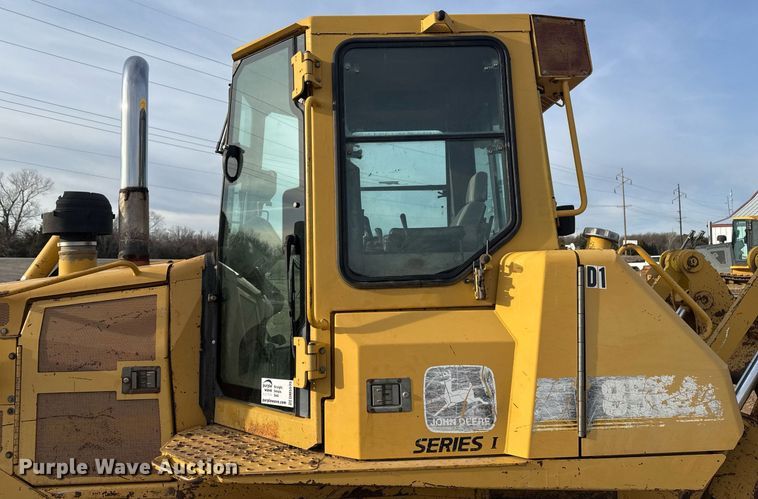 image for item DM5535 1998 John Deere 850C dozer