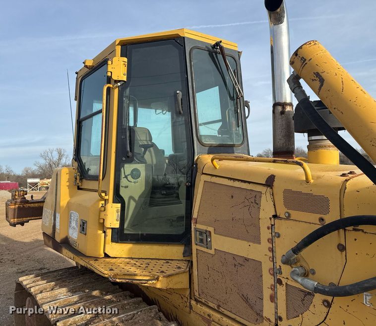 image for item DM5535 1998 John Deere 850C dozer