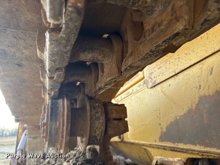 image for item DM5535 1998 John Deere 850C dozer