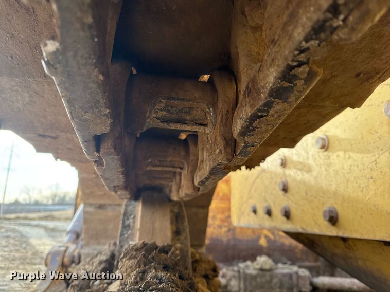 image for item DM5535 1998 John Deere 850C dozer