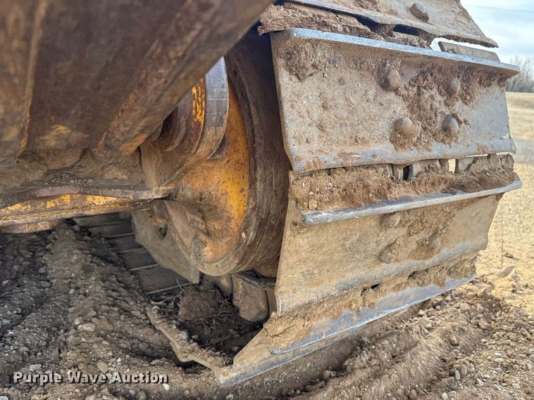 image for item DM5535 1998 John Deere 850C dozer