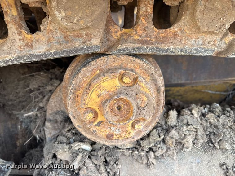 image for item DM5535 1998 John Deere 850C dozer