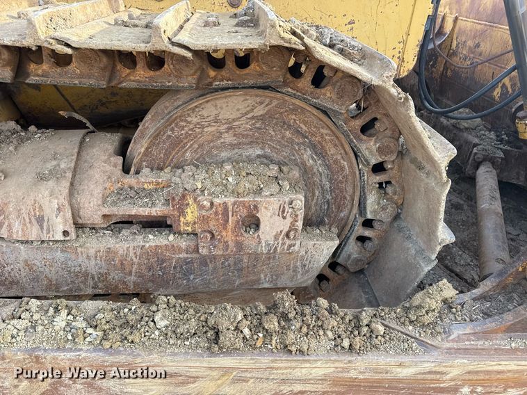 image for item DM5535 1998 John Deere 850C dozer