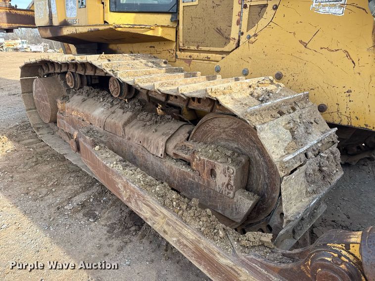 image for item DM5535 1998 John Deere 850C dozer