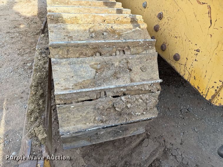 image for item DM5535 1998 John Deere 850C dozer