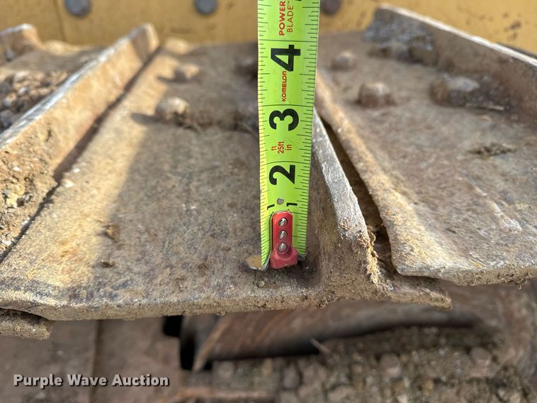 image for item DM5535 1998 John Deere 850C dozer