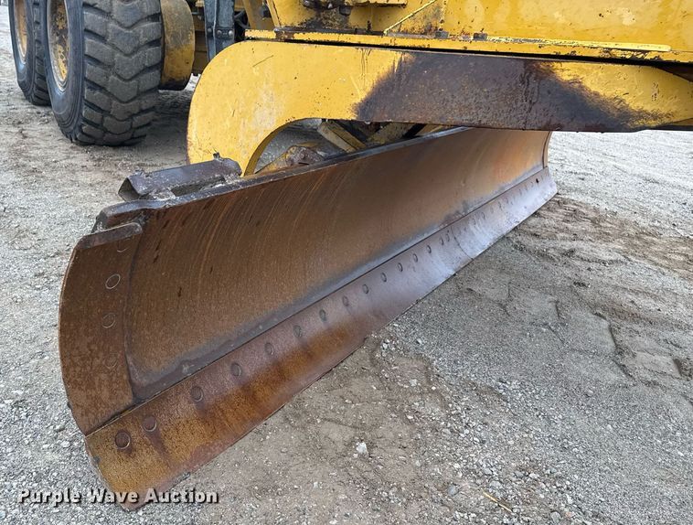 image for item DM5556 Caterpillar 14G motor grader