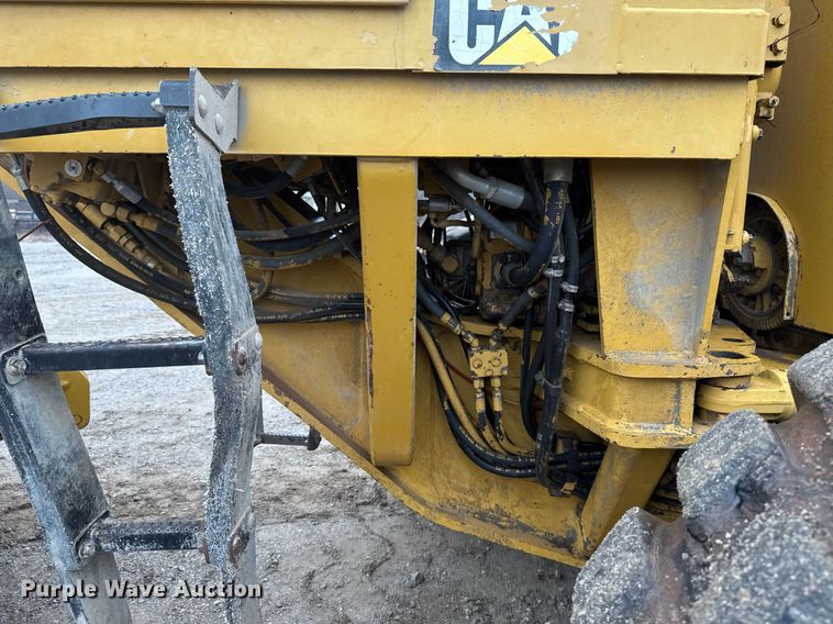 image for item DM5556 Caterpillar 14G motor grader