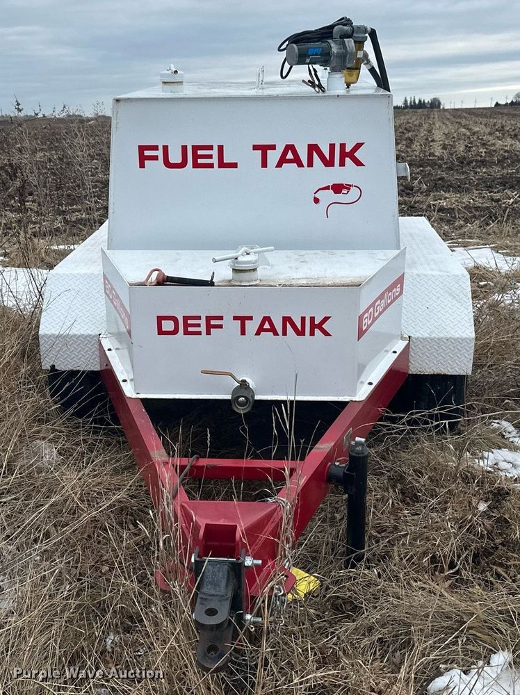 image for item DN0948 2021 Industrias America  500 fuel trailer