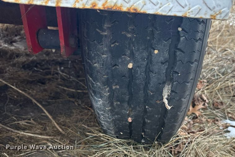 image for item DN0948 2021 Industrias America  500 fuel trailer