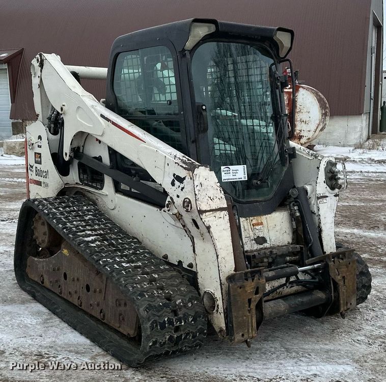 image for item DN0952 2014 Bobcat T750 tracked skid steer loader