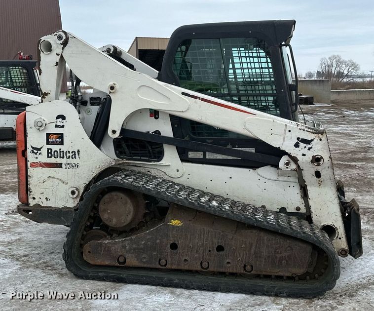 image for item DN0952 2014 Bobcat T750 tracked skid steer loader