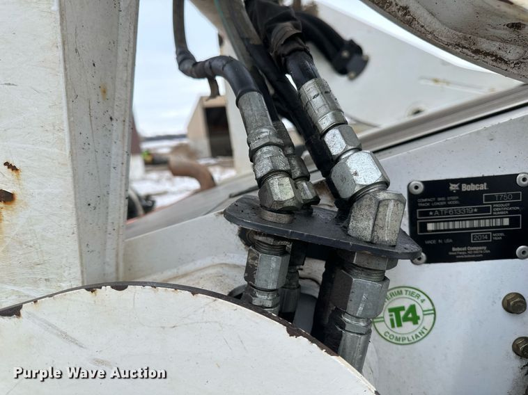 image for item DN0952 2014 Bobcat T750 tracked skid steer loader