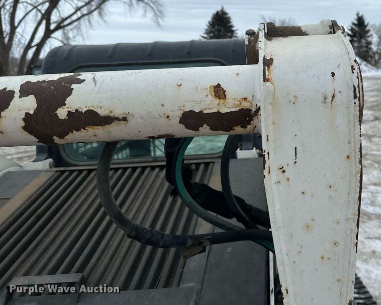 image for item DN0952 2014 Bobcat T750 tracked skid steer loader