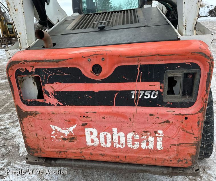 image for item DN0952 2014 Bobcat T750 tracked skid steer loader