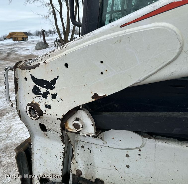 image for item DN0952 2014 Bobcat T750 tracked skid steer loader