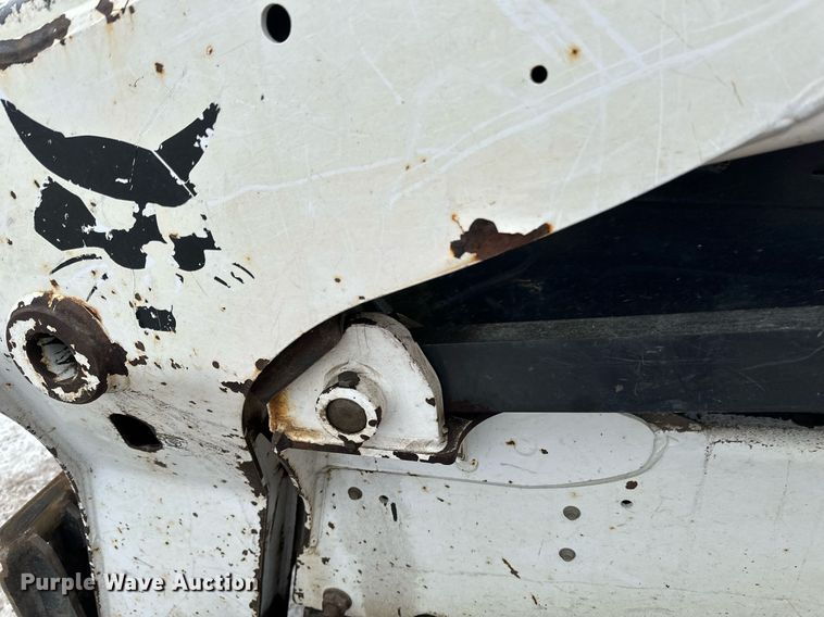 image for item DN0952 2014 Bobcat T750 tracked skid steer loader