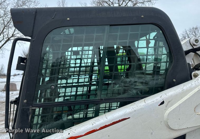 image for item DN0952 2014 Bobcat T750 tracked skid steer loader