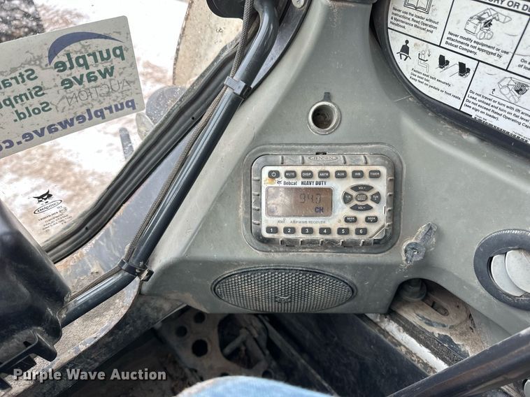 image for item DN0952 2014 Bobcat T750 tracked skid steer loader