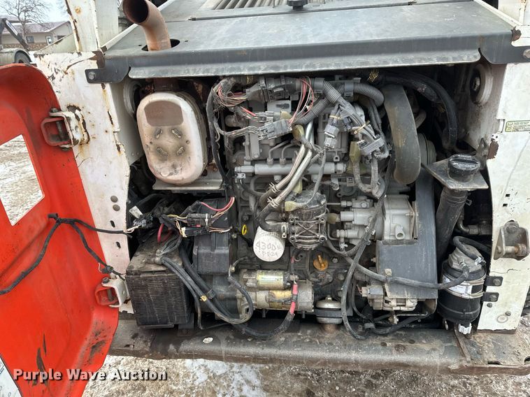 image for item DN0952 2014 Bobcat T750 tracked skid steer loader