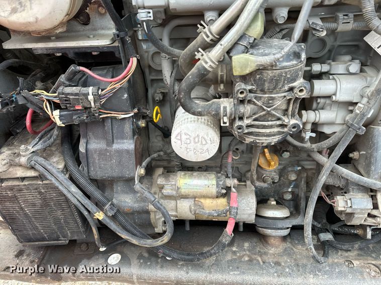 image for item DN0952 2014 Bobcat T750 tracked skid steer loader