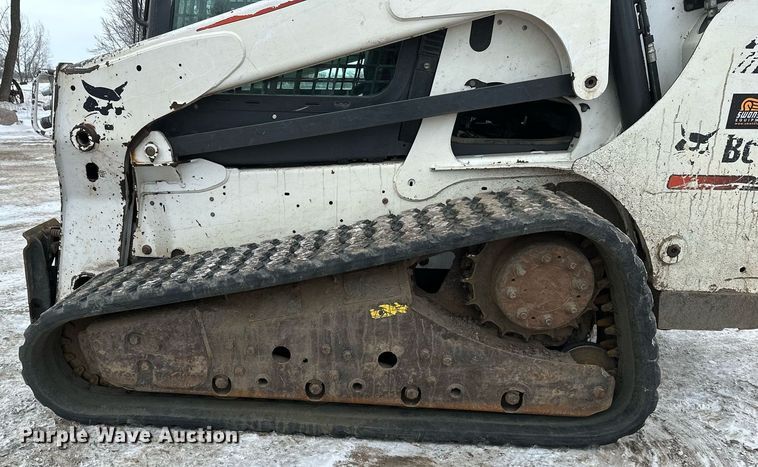 image for item DN0952 2014 Bobcat T750 tracked skid steer loader