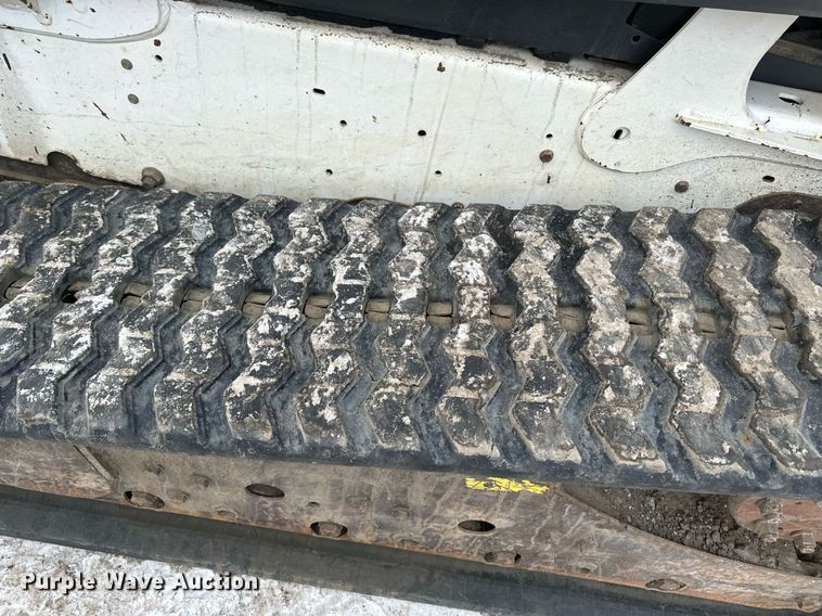 image for item DN0952 2014 Bobcat T750 tracked skid steer loader