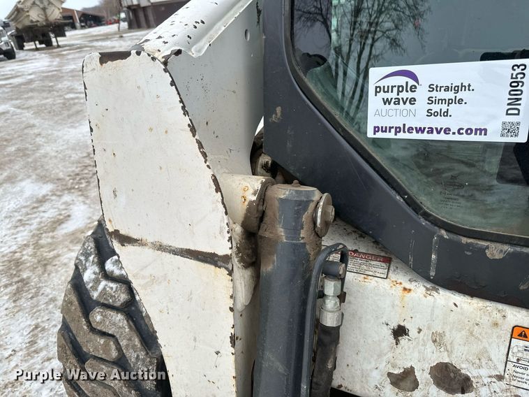 image for item DN0953 2013 Bobcat  S750 skid steer loader
