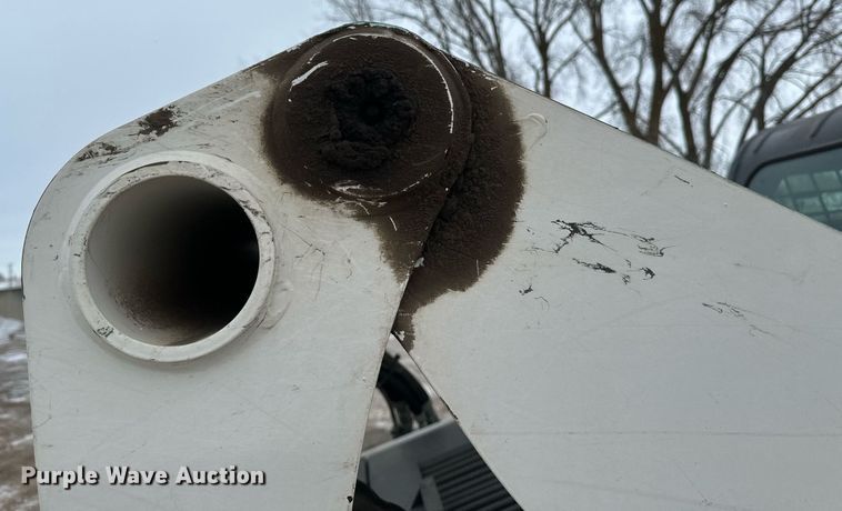 image for item DN0953 2013 Bobcat  S750 skid steer loader