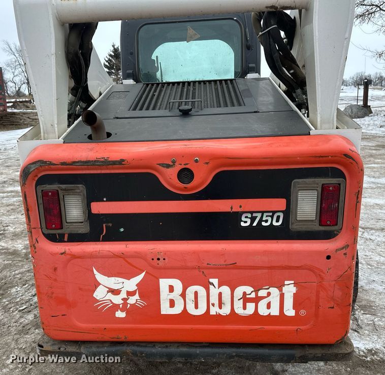 image for item DN0953 2013 Bobcat  S750 skid steer loader