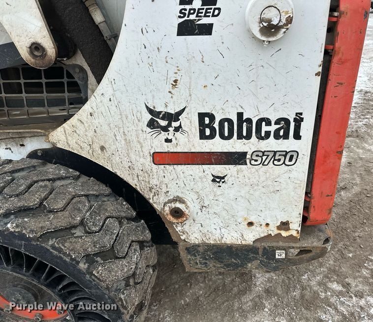 image for item DN0953 2013 Bobcat  S750 skid steer loader