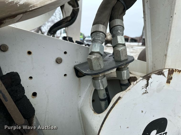 image for item DN0953 2013 Bobcat  S750 skid steer loader