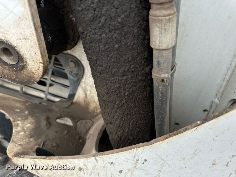 image for item DN0953 2013 Bobcat  S750 skid steer loader