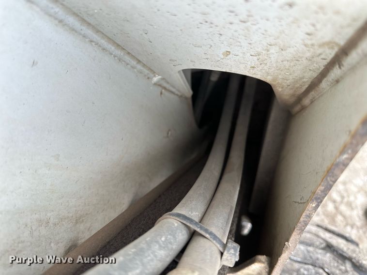 image for item DN0953 2013 Bobcat  S750 skid steer loader