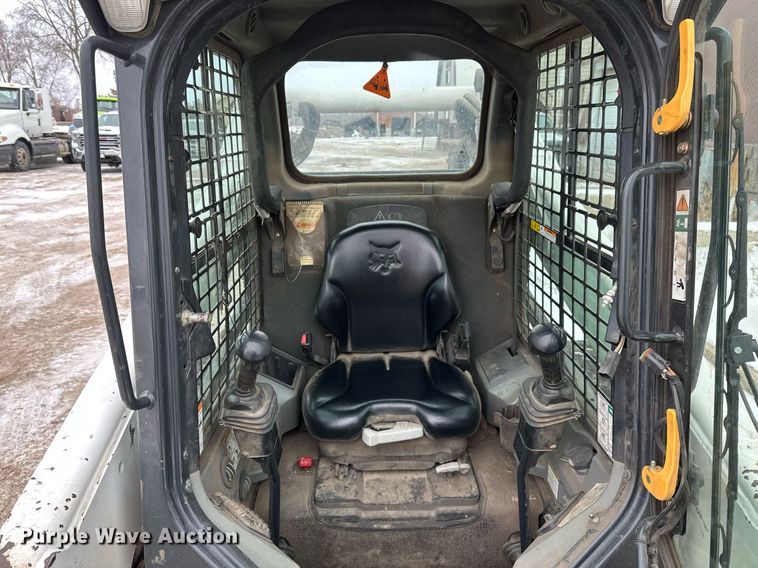 image for item DN0953 2013 Bobcat  S750 skid steer loader