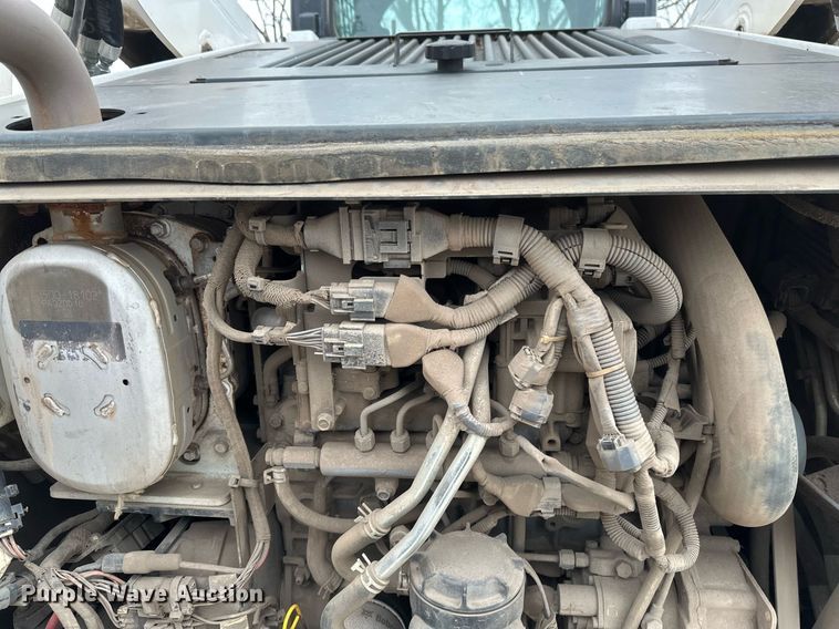 image for item DN0953 2013 Bobcat  S750 skid steer loader