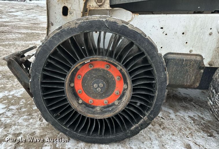 image for item DN0953 2013 Bobcat  S750 skid steer loader