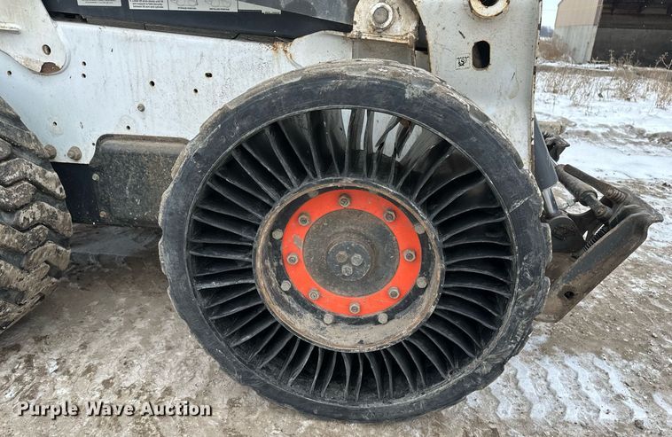 image for item DN0953 2013 Bobcat  S750 skid steer loader