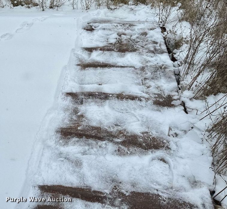 image for item DN0955 1993 International  4900 hook lift truck