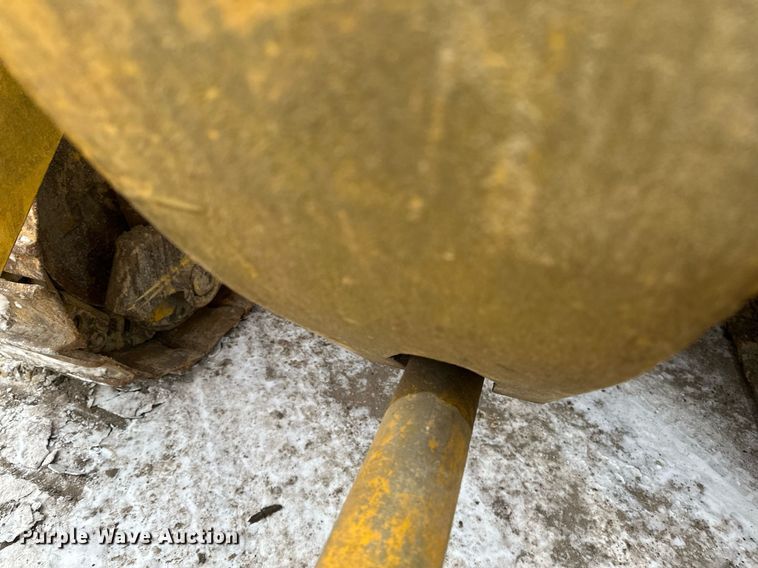 image for item DN0956 1997 Caterpillar  953C track loader