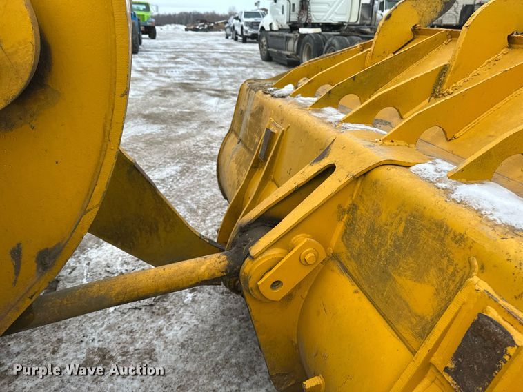 image for item DN0956 1997 Caterpillar  953C track loader