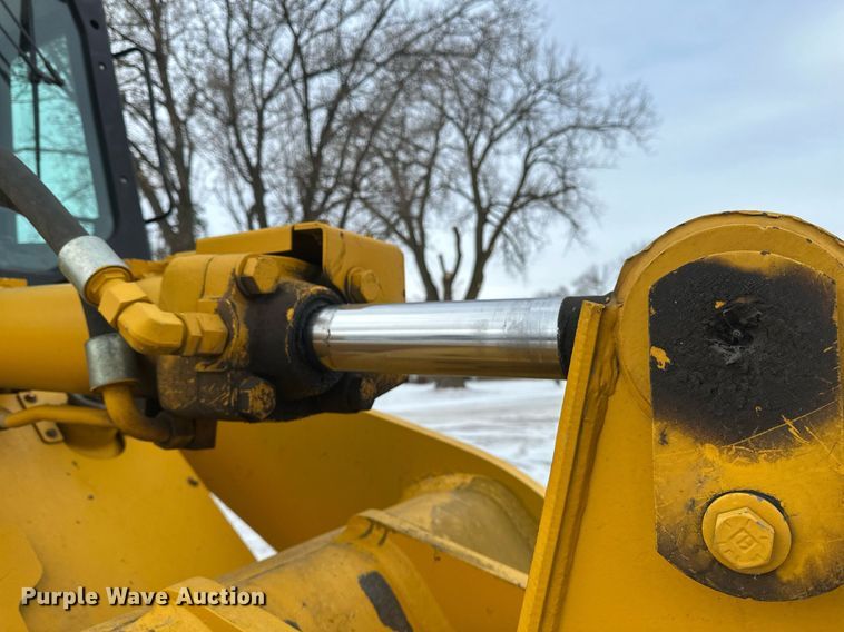 image for item DN0956 1997 Caterpillar  953C track loader