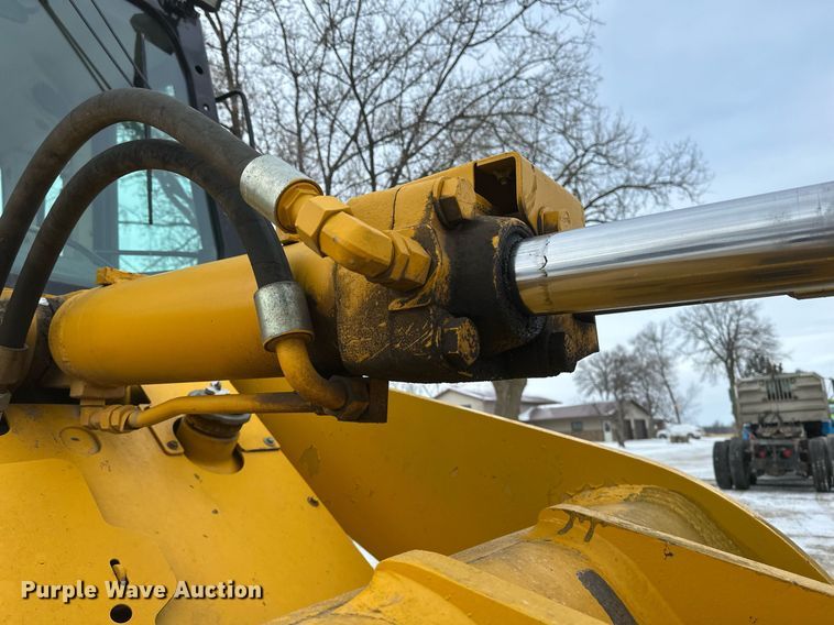 image for item DN0956 1997 Caterpillar  953C track loader