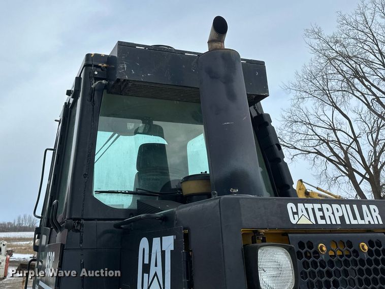 image for item DN0956 1997 Caterpillar  953C track loader
