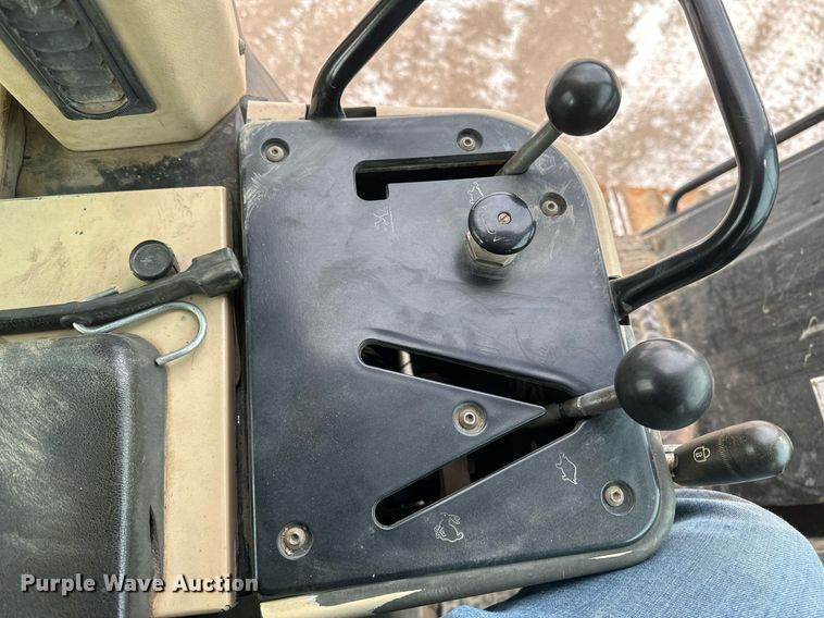 image for item DN0956 1997 Caterpillar  953C track loader