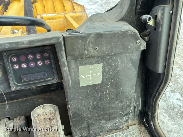 image for item DN0956 1997 Caterpillar  953C track loader