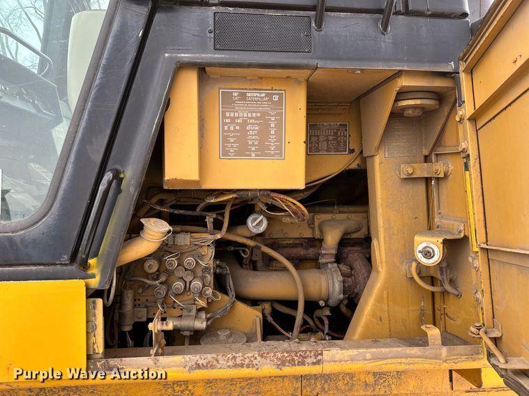image for item DN0956 1997 Caterpillar  953C track loader