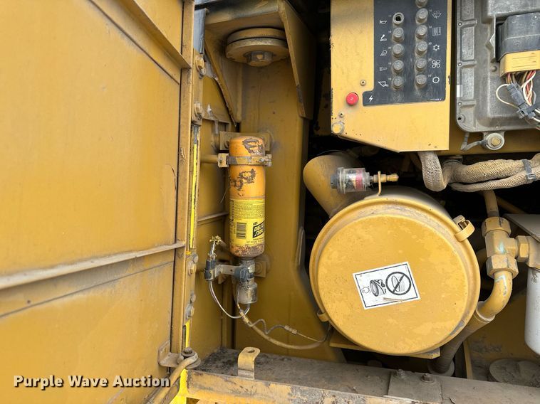 image for item DN0956 1997 Caterpillar  953C track loader