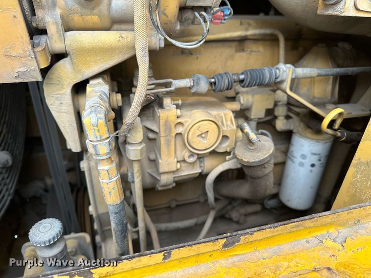 image for item DN0956 1997 Caterpillar  953C track loader