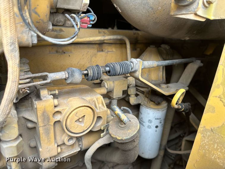 image for item DN0956 1997 Caterpillar  953C track loader